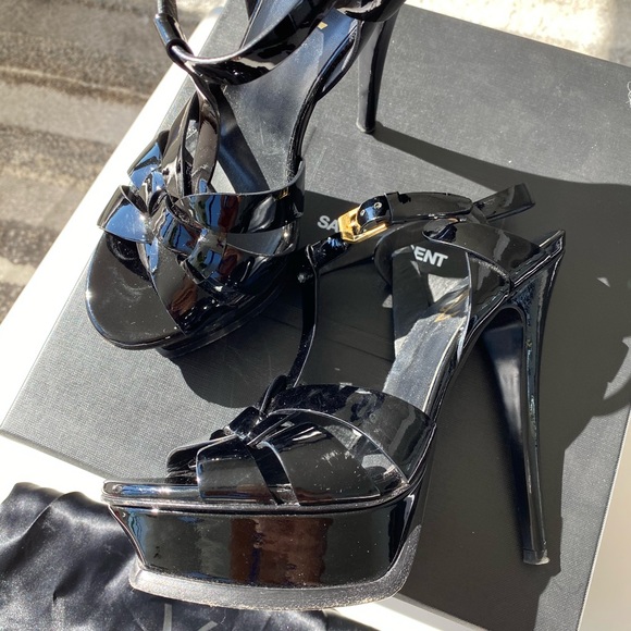 YSL TRIBUTE PLATFORM SANDALS IN PATENT LEATHER US 6 - Picture 13 of 15